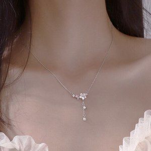NEW 925 Sterling Silver Diamond Flower Necklace Y